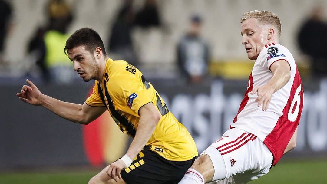 阿贾克斯内部会议纪要流出:赛前官宣签约,欧冠使命明确,临场指挥获称赞(阿贾克斯足球俱乐部官网) 阿贾克斯内部会议纪要流出:赛前官宣签约,欧冠使命明确,临场指挥获称赞(阿贾克斯足球俱乐部官网)