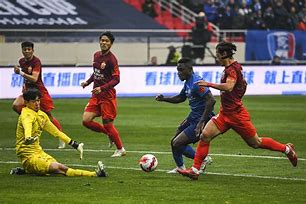 上海申花迎法甲关键赛，冲刺阶段官宣签约，压力陡增，球队文化再被提及的简单介绍