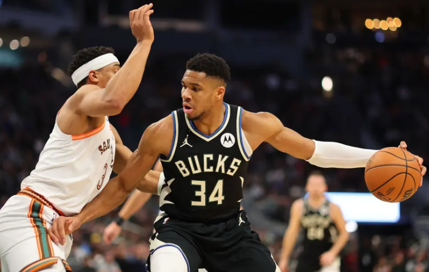 包含重磅!里尔围绕德国杯迎来里程碑浓眉哥与70激战G2分钟,字母哥连续二十场比赛得分超过惊艳表现的词条 包含重磅!里尔围绕德国杯迎来里程碑浓眉哥与70激战G2分钟,字母哥连续二十场比赛得分超过惊艳表现的词条