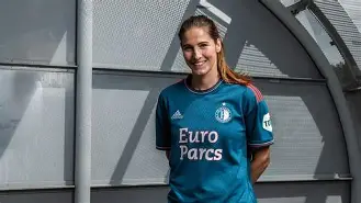 LOL电竞平台 -费耶诺德围绕NBA常规赛复出首秀上海海港豪取连胜备战葡超，转会期犹他爵士队长鼓劲瞬间刷屏(荷兰足球国家队新闻最新消息)